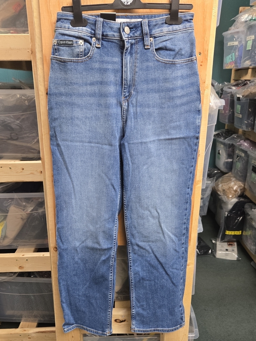 Calvin Klein Size 28 Medium Wash High Rise Straight Jean